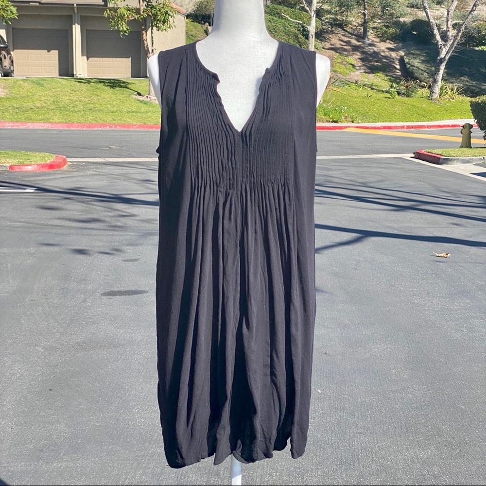 Sleeveless dress 👗